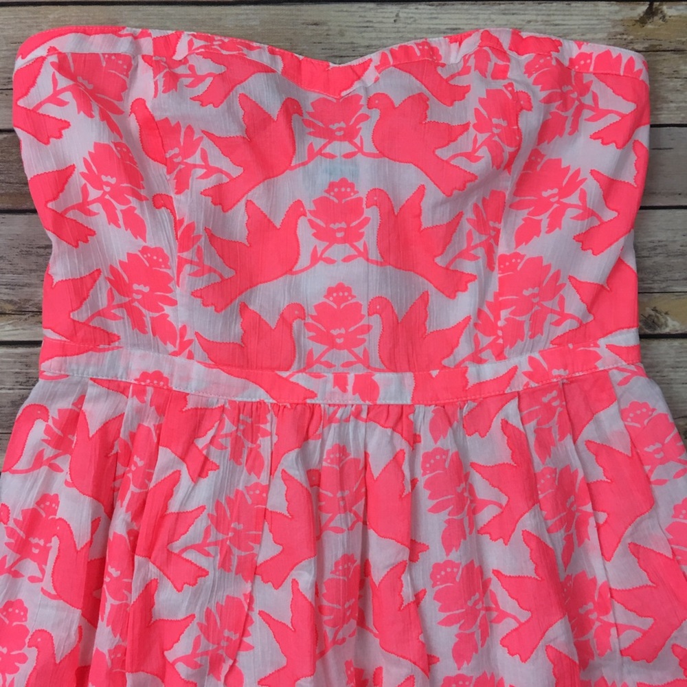 Old Navy neon pink strapless bird dress - Picture 2 of 3